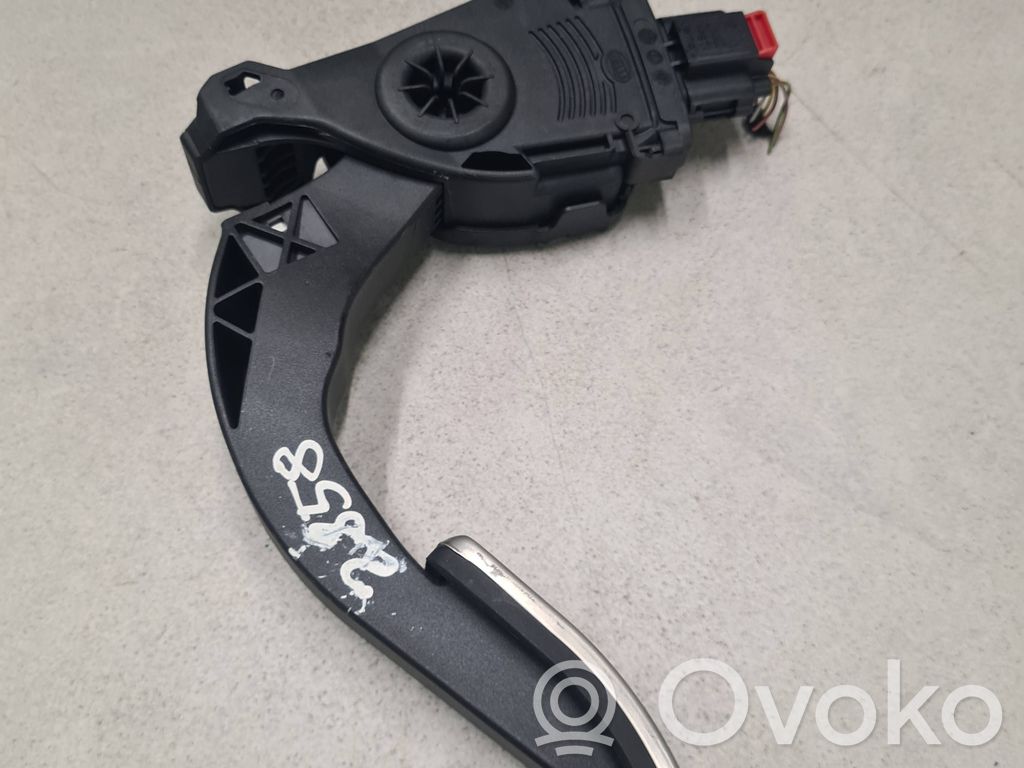 Audi A6 S6 C7 4G Kaasupoljin 