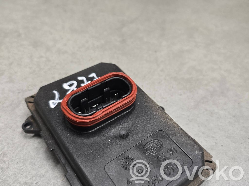 Audi A4 S4 B8 8K Module de ballast de phare Xenon 