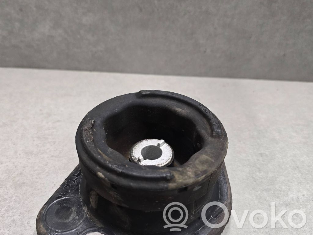 Engine mount bracket   5QE199262D