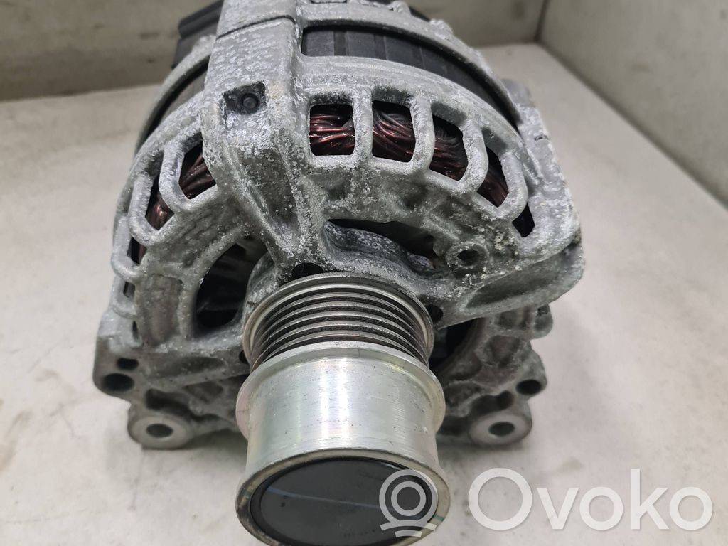 Volkswagen Golf VIII Lichtmaschine 