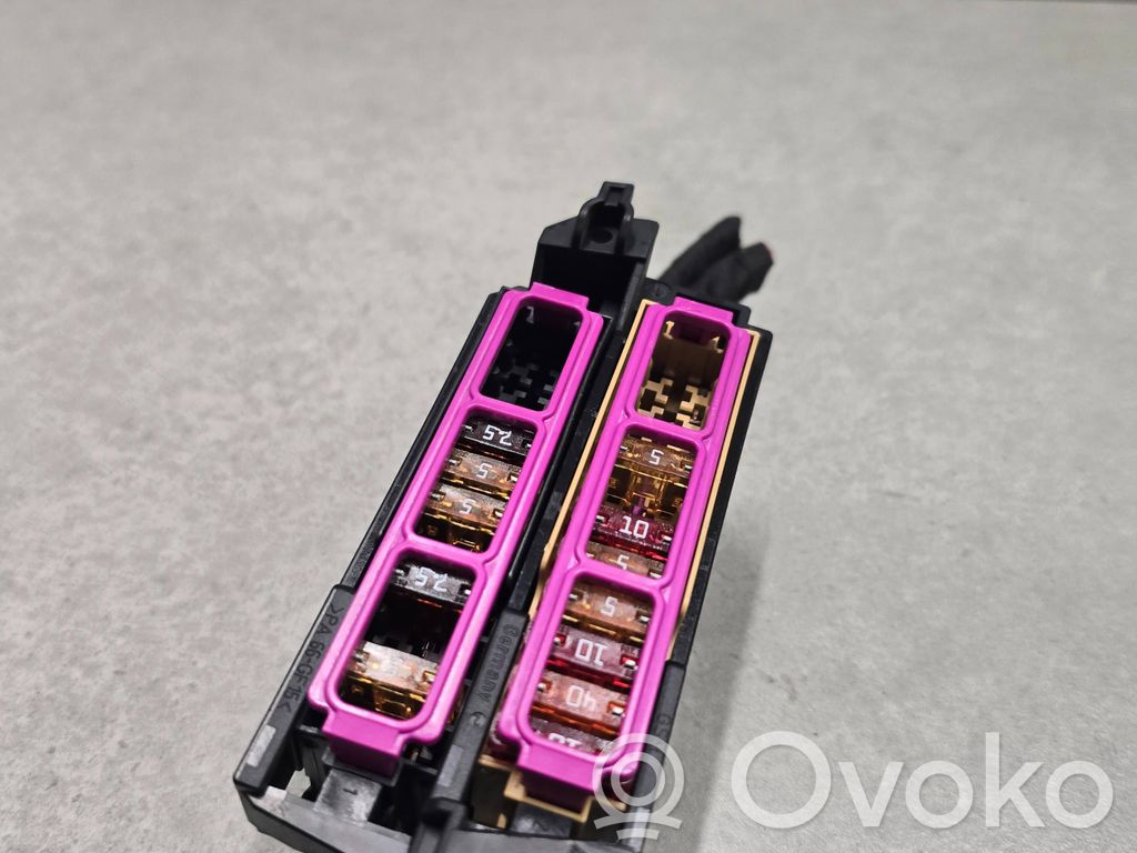 Audi A7 S7 4G Sulakemoduuli 