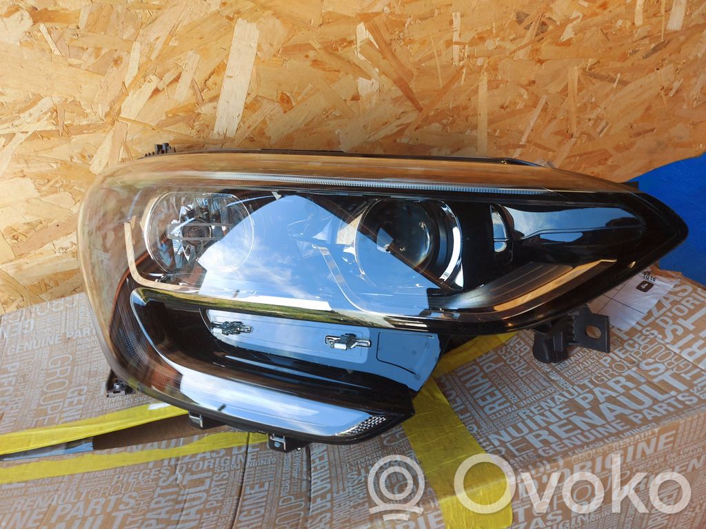 Renault Megane IV Faro/fanale 