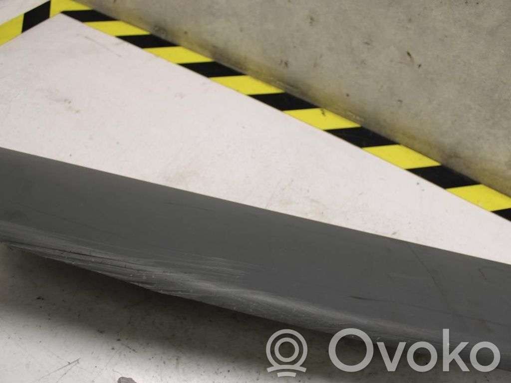 Listwa drzwi przednich   8200036075,N058268