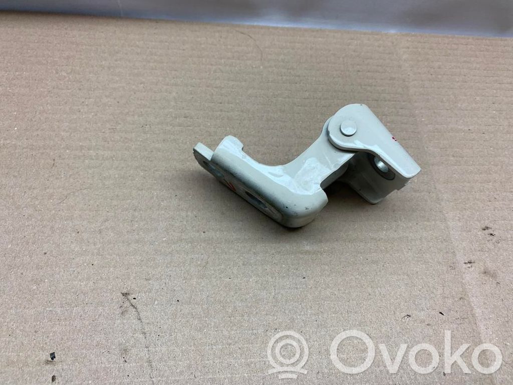 Front door upper hinge   804200013R,238030