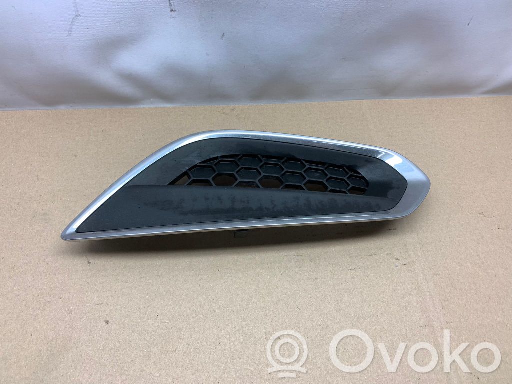 Volvo V60 Ornament colț bară față 