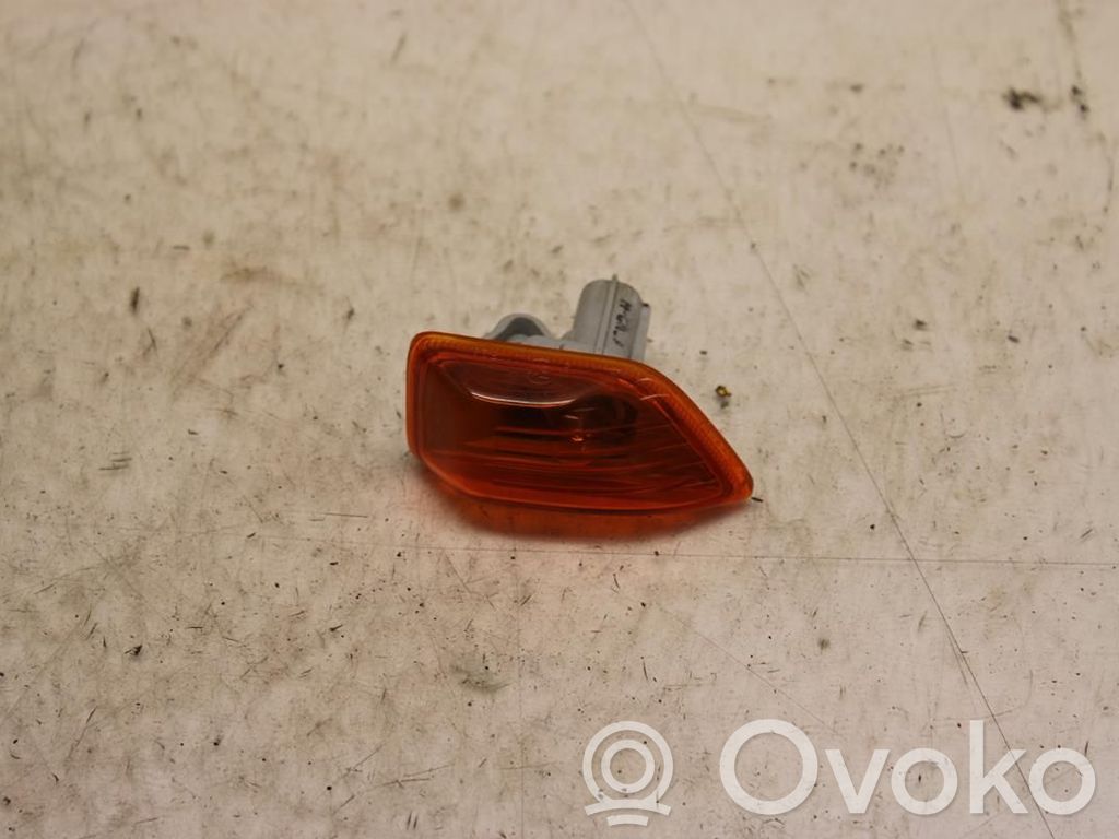 Ford Ranger Front fender indicator light 