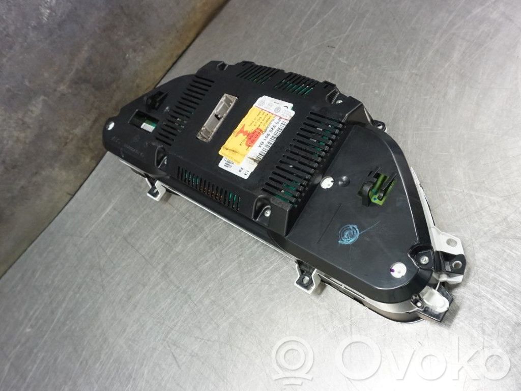 Audi A6 S6 C6 4F Spidometrs (instrumentu panelī) 