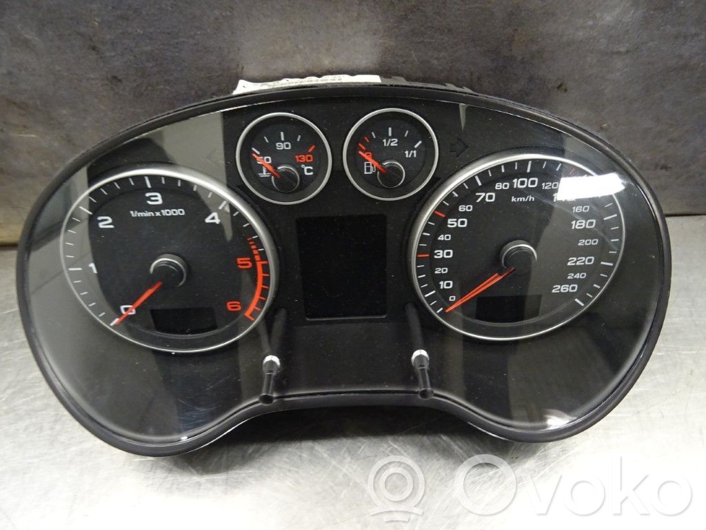 Audi A3 S3 8P Spidometrs (instrumentu panelī) 