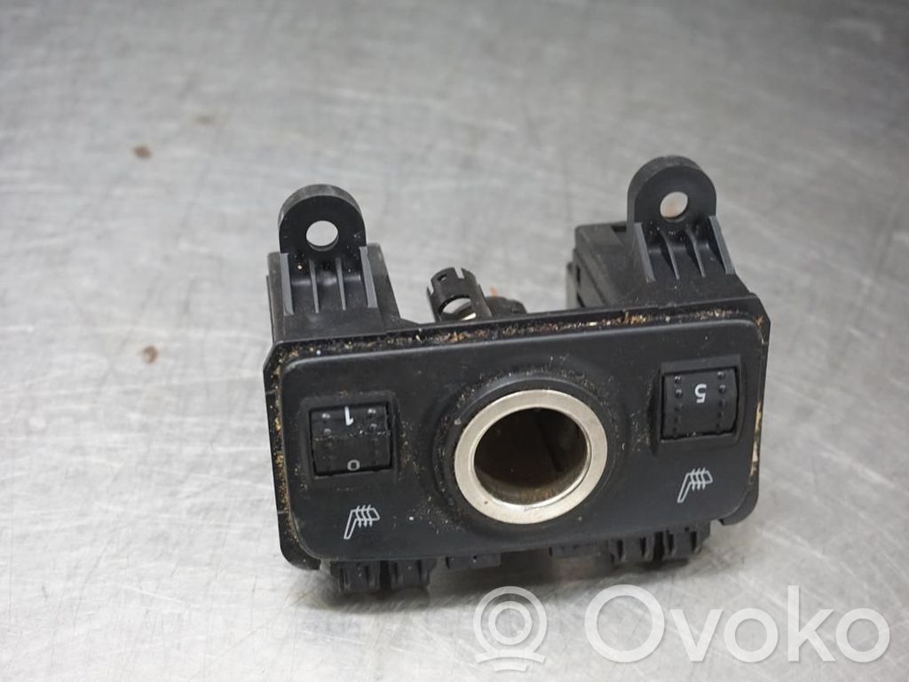 Ford C-MAX II Seat heating switch 