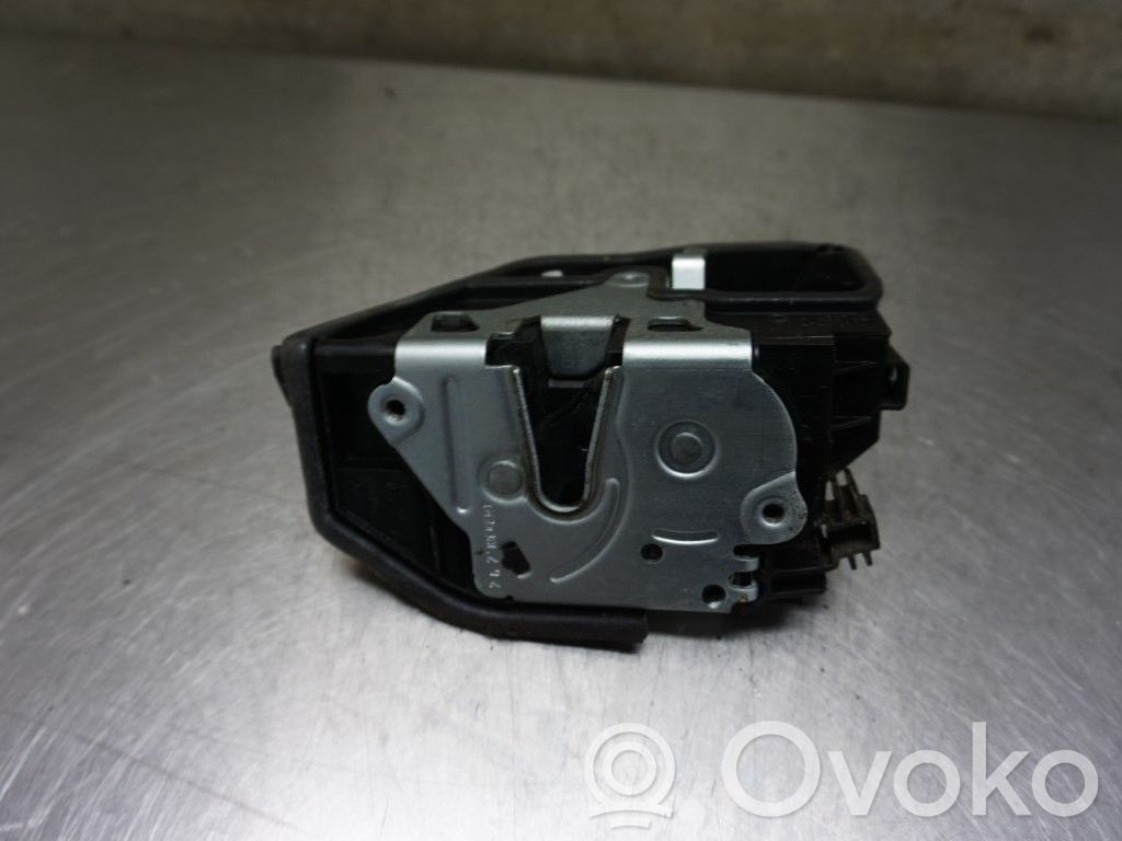 BMW 1 F20 F21 Serratura portiera anteriore 