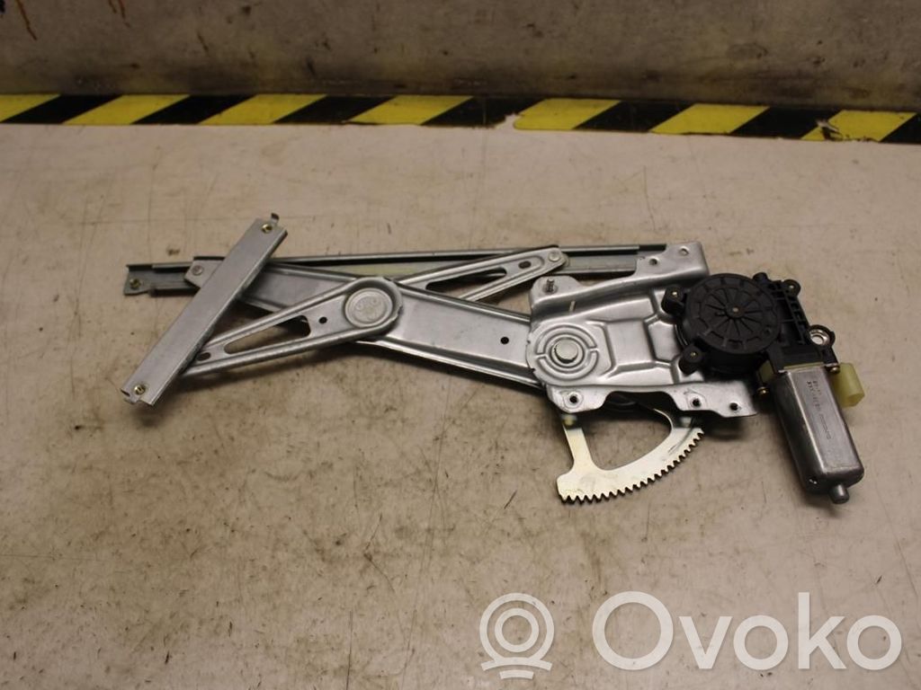 Toyota Yaris Macara ușă față cu motor 