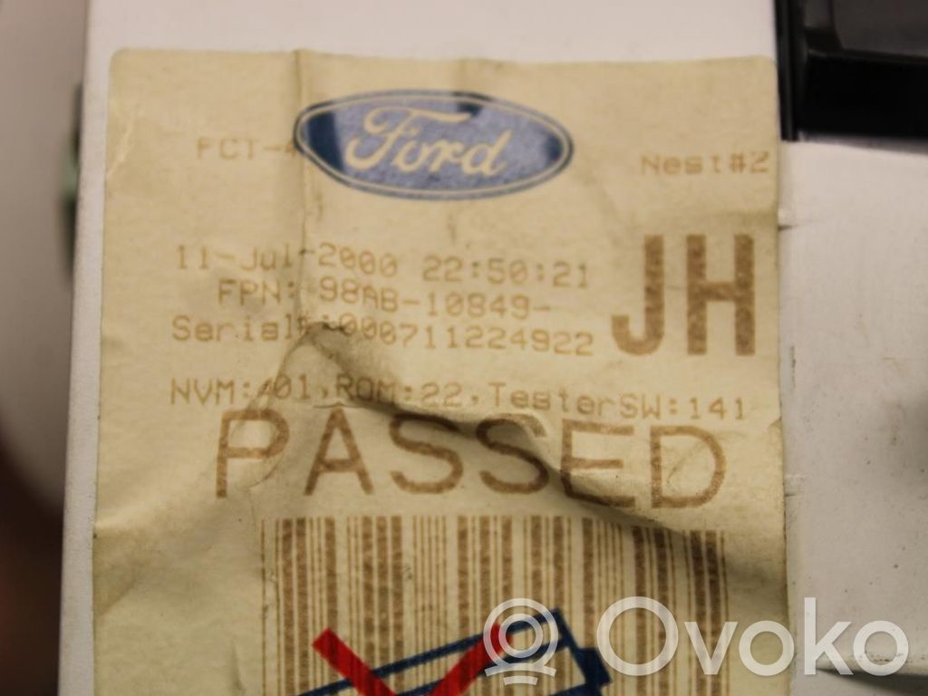 Ford Focus Speedometer (instrument cluster) 