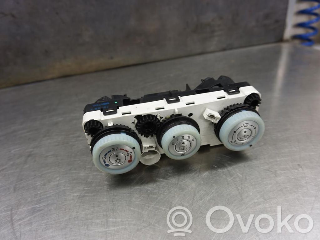 Mitsubishi Colt Climate control unit 