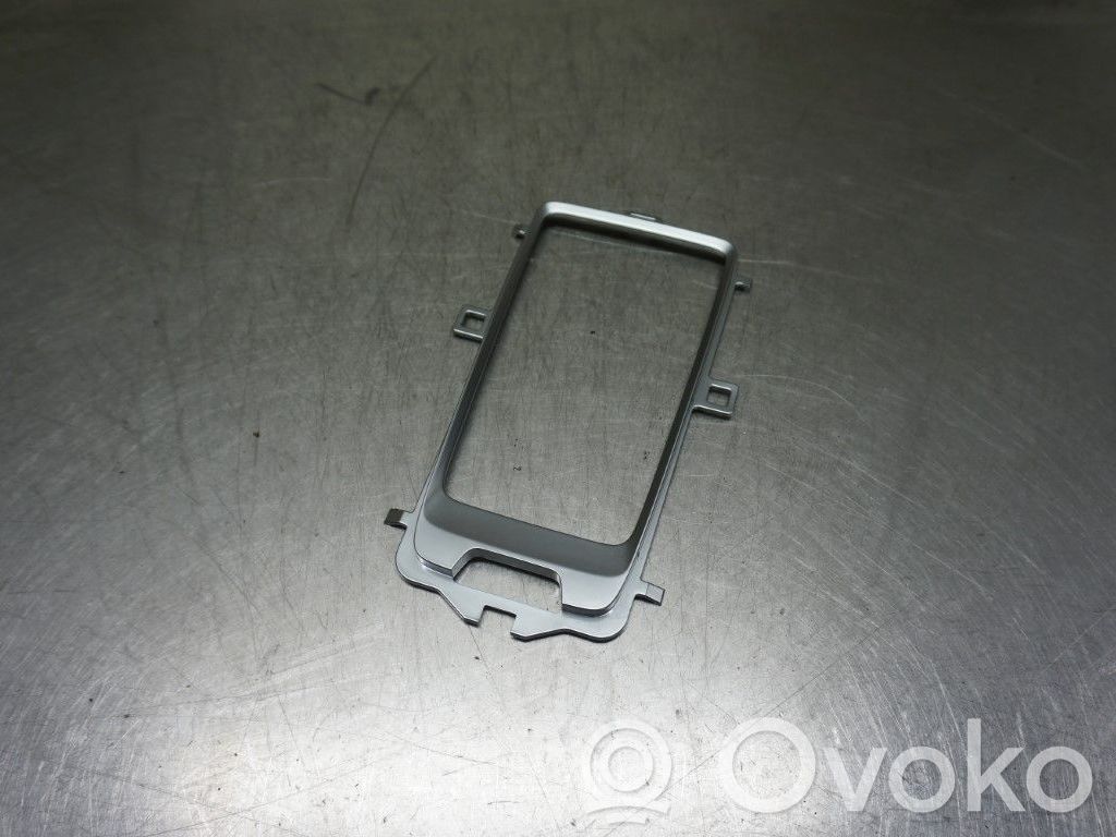 Volvo V40 Cross country Moldura del panel 