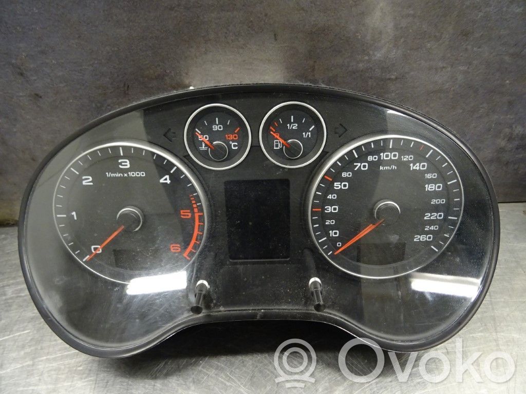 Audi A3 S3 8P Spidometrs (instrumentu panelī) 