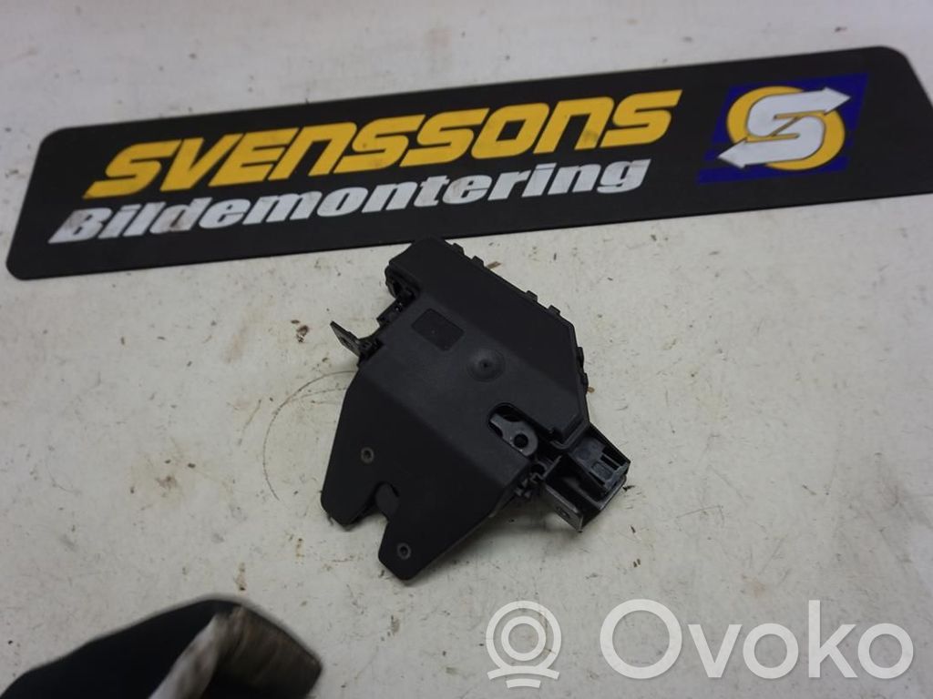 Tailgate/trunk/boot lock/catch/latch   51247840617,153967