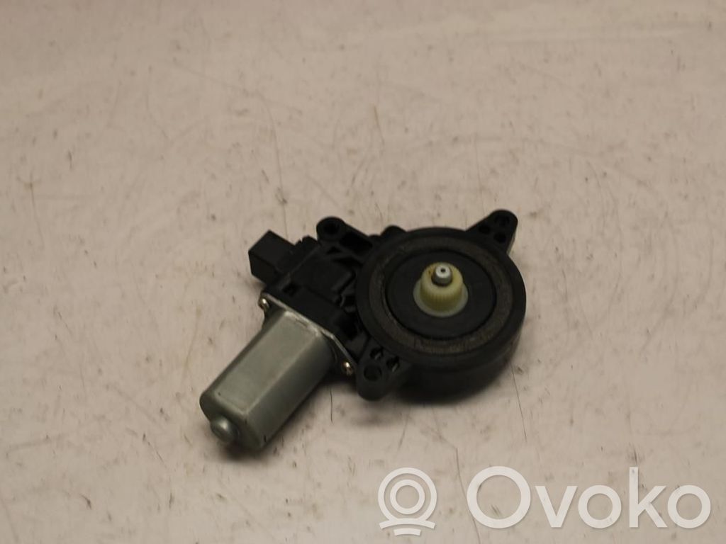 Mazda 3 II Motor macara geam ușă față 
