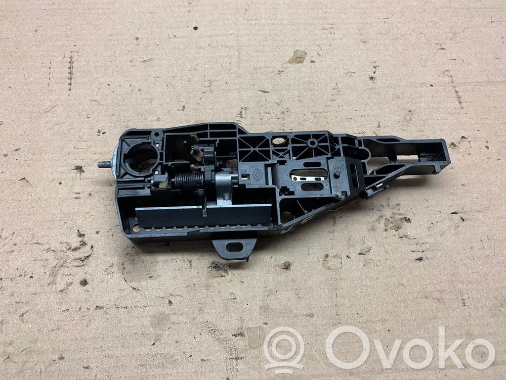 Renault Captur Klamka zewnętrzna drzwi przednich 