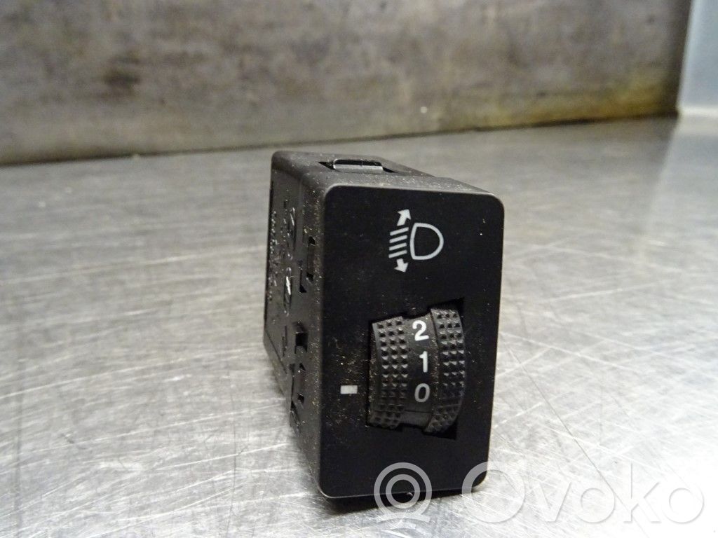 Hyundai ix35 Interruptor de control de altura del faro delantero 
