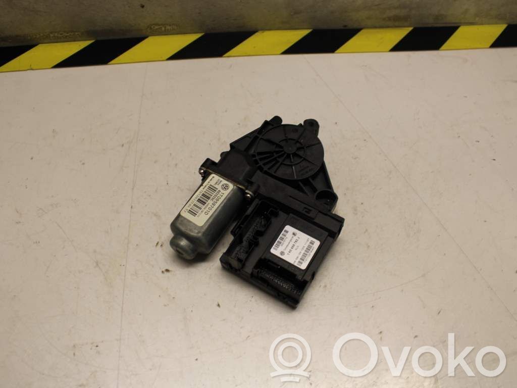 Skoda Octavia Mk2 (1Z) Silnik regulatora szyby drzwi przednich 