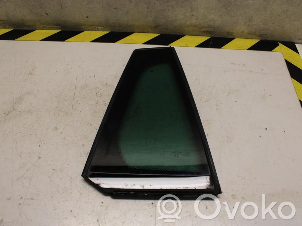 Saab 9-3 Ver2 Ventanilla de ventilación de la puerta trasera 