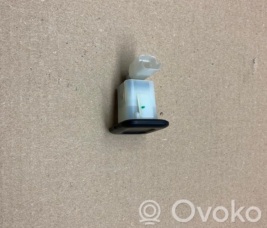 Tailgate/boot open switch button   6490RZ,233796