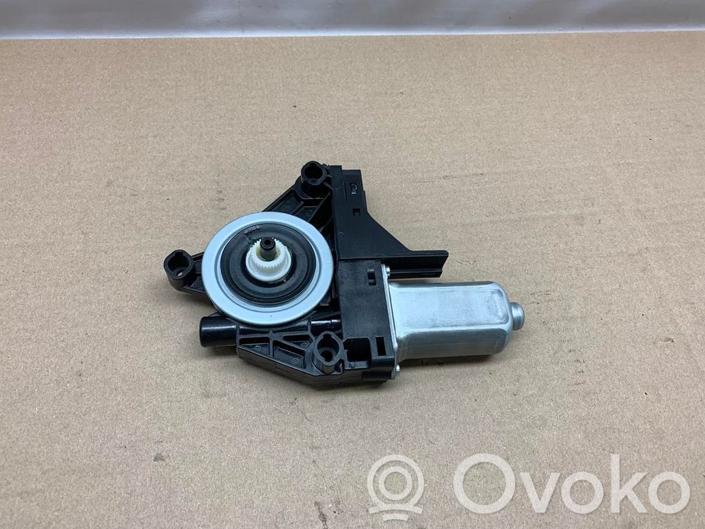 Volvo V60 Silnik regulatora szyby drzwi przednich 