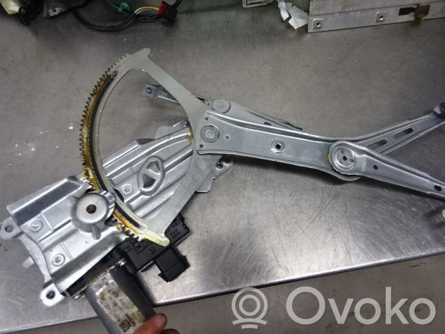 Opel Astra H Mechanizm podnoszenia szyby przedniej bez silnika 