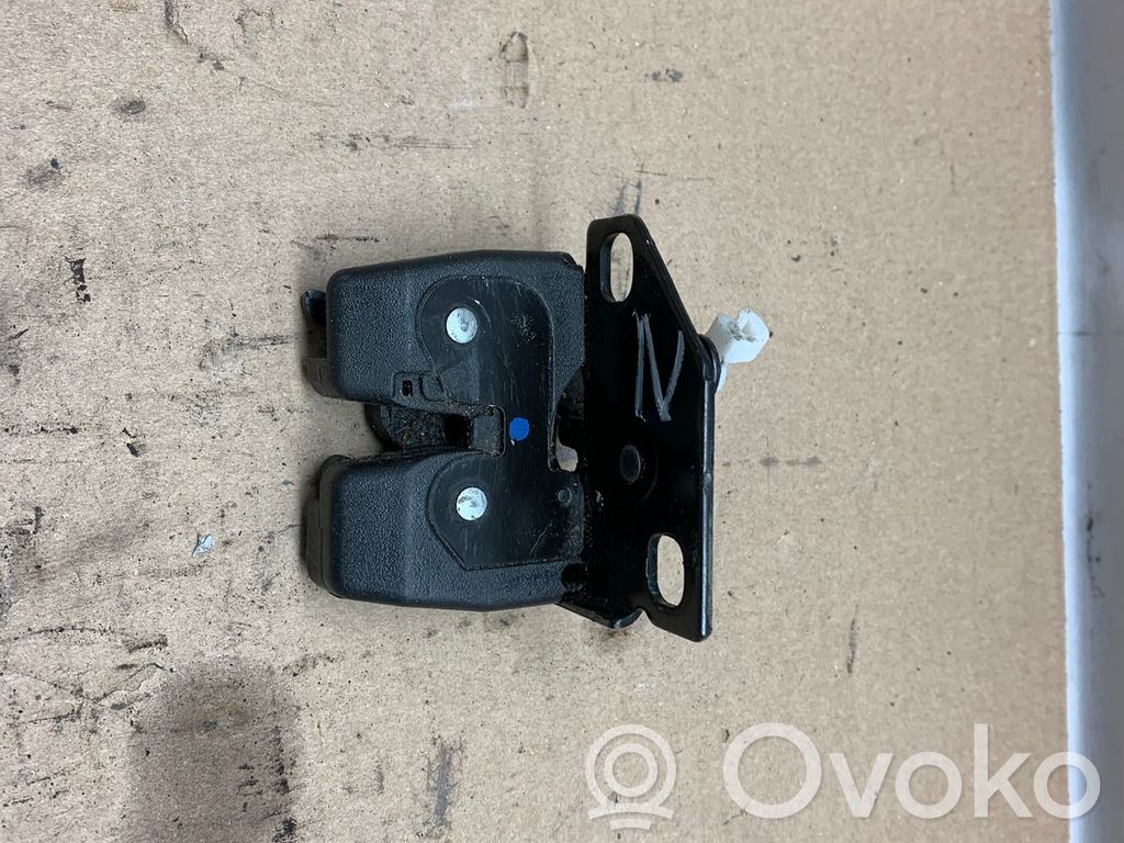 Opel Combo D Rear door lock 