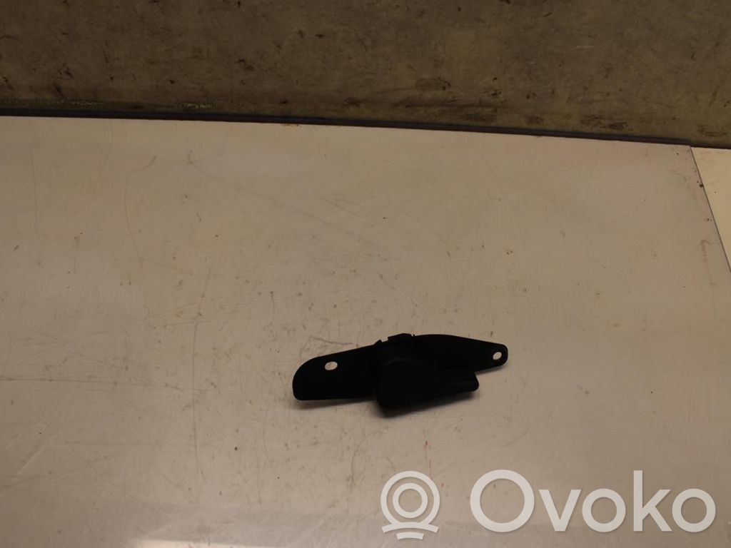 Manecilla interna puerta delantera   8200766678,N060325