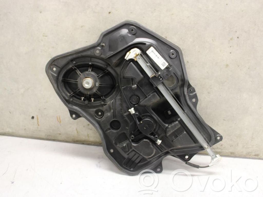 Mazda 3 II Front window lifting mechanism without motor 