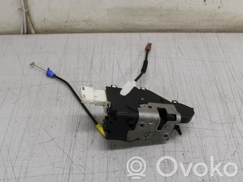 Peugeot Expert Front door lock 