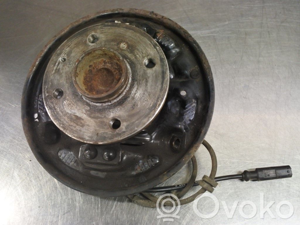 Toyota Aygo AB10 Radlagergehäuse hinten 