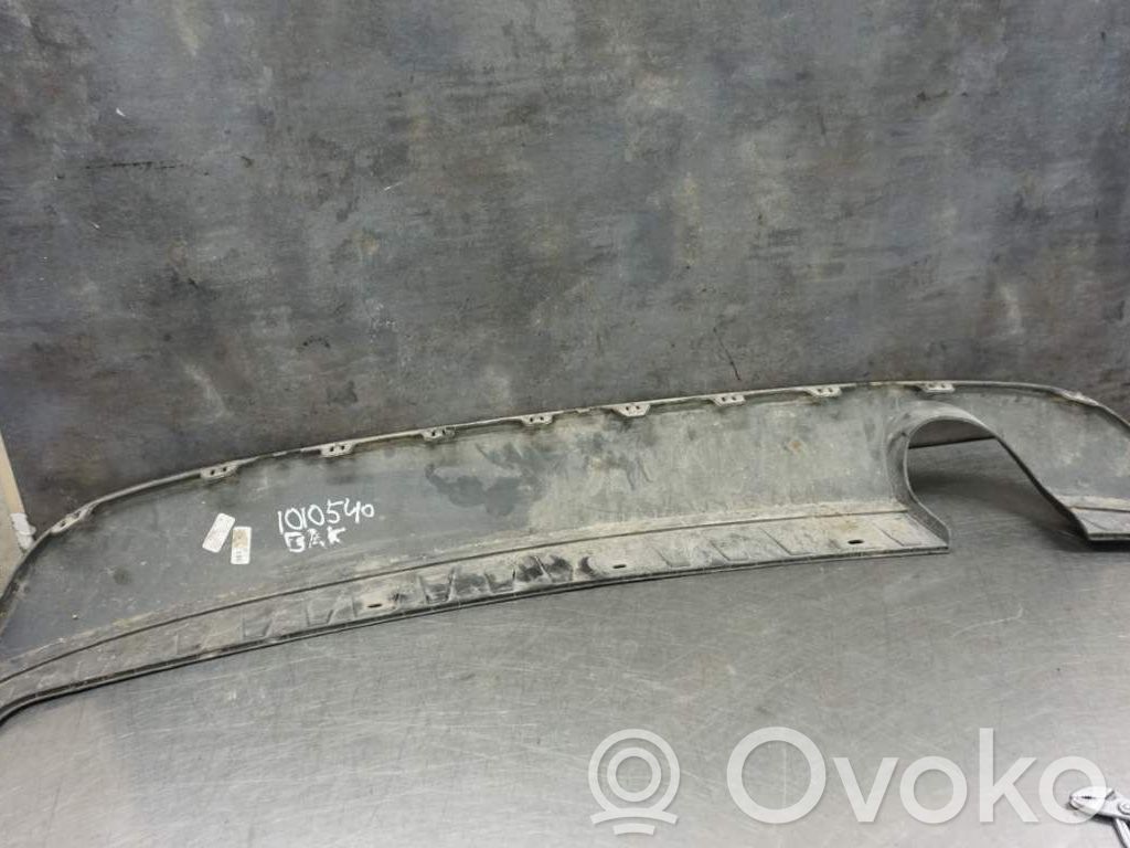 Volkswagen Beetle A5 Moldura inferior del parachoques trasero 
