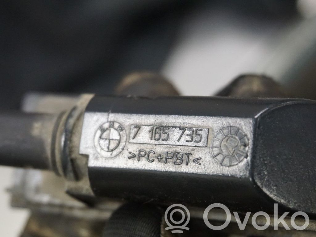 Number plate light   7165735,156675