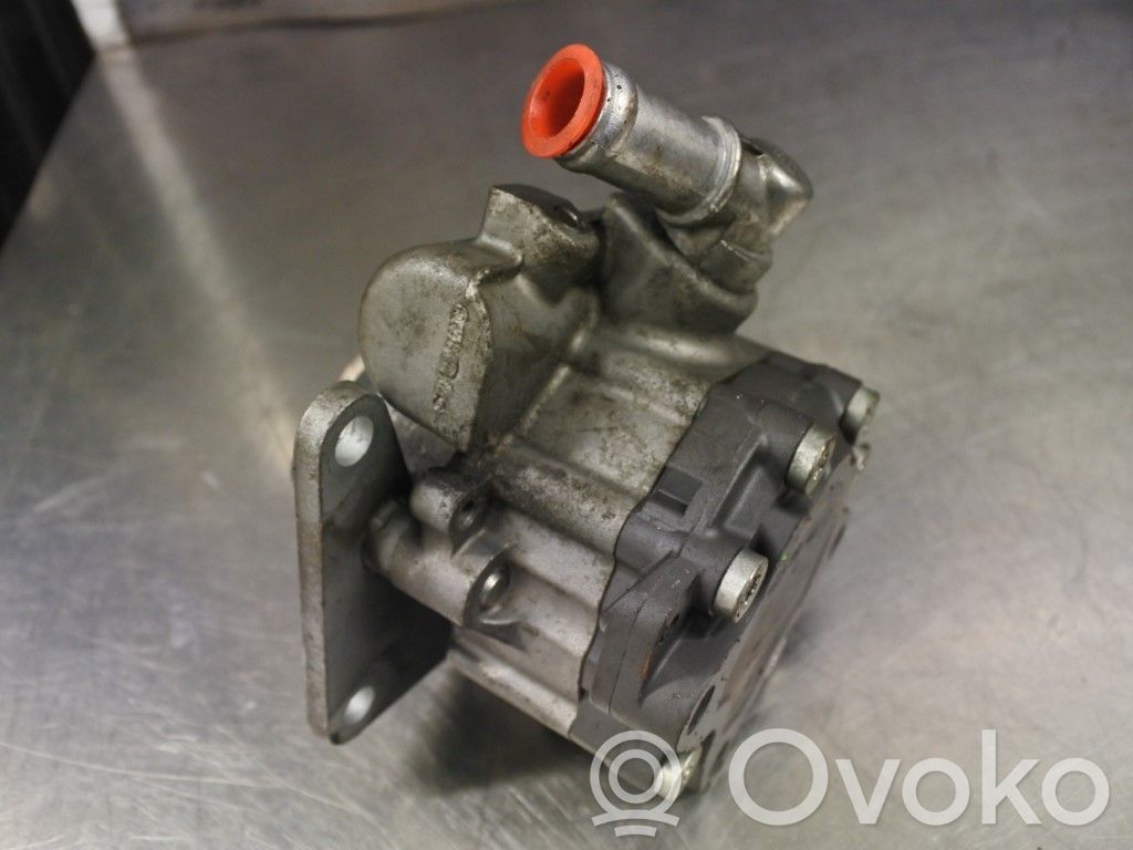 BMW 5 E60 E61 Vairo stiprintuvo siurblys 