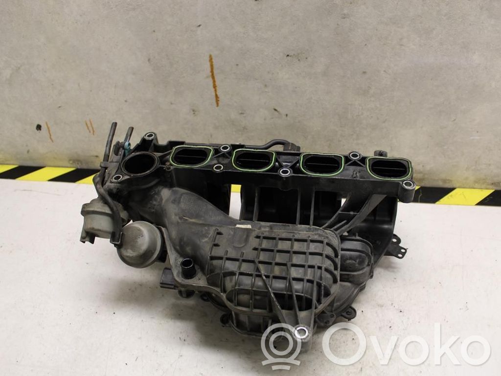 Volvo C30 Intake manifold 