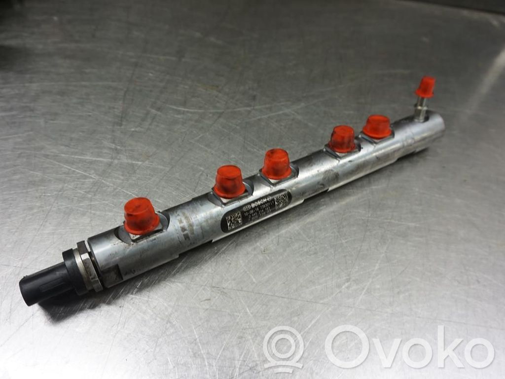 BMW 5 F10 F11 Tubo principal de alimentación del combustible 
