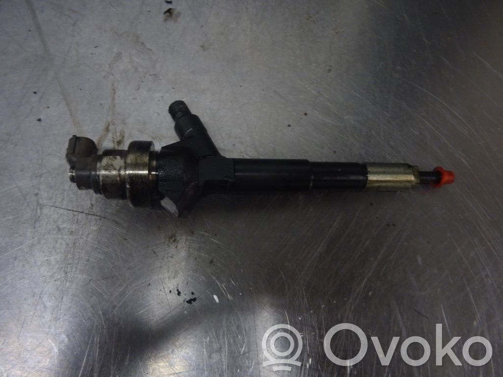 Inyector de combustible   93376270,5821102,11N40916