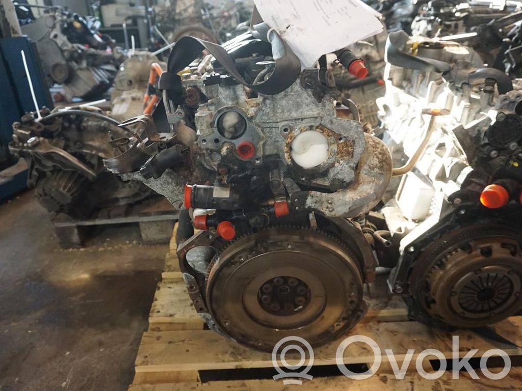 Engine   8200913870,176019,M9R780