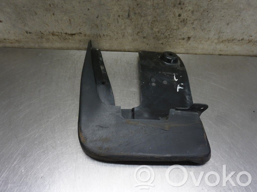 Mercedes-Benz Sprinter W907 W910 Chlapacze przednie 