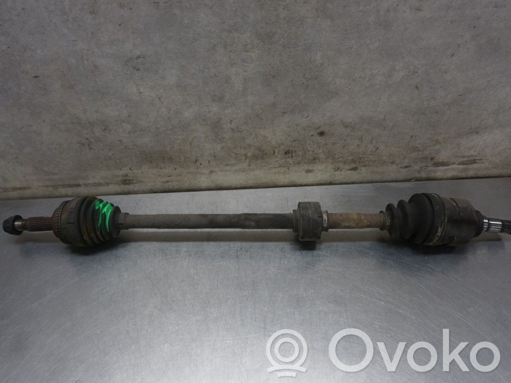 Toyota Corolla E120 E130 Priekinis pusašis 