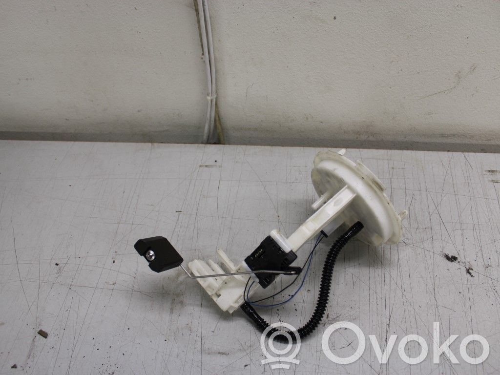 Mercedes-Benz GLK (X204) Sensore di livello del carburante 