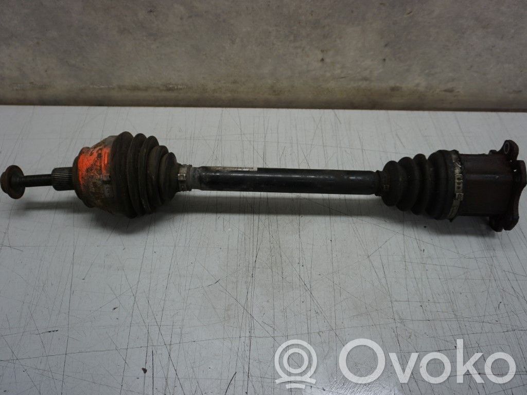 Etuvetoakseli   4E0407271N,163601
