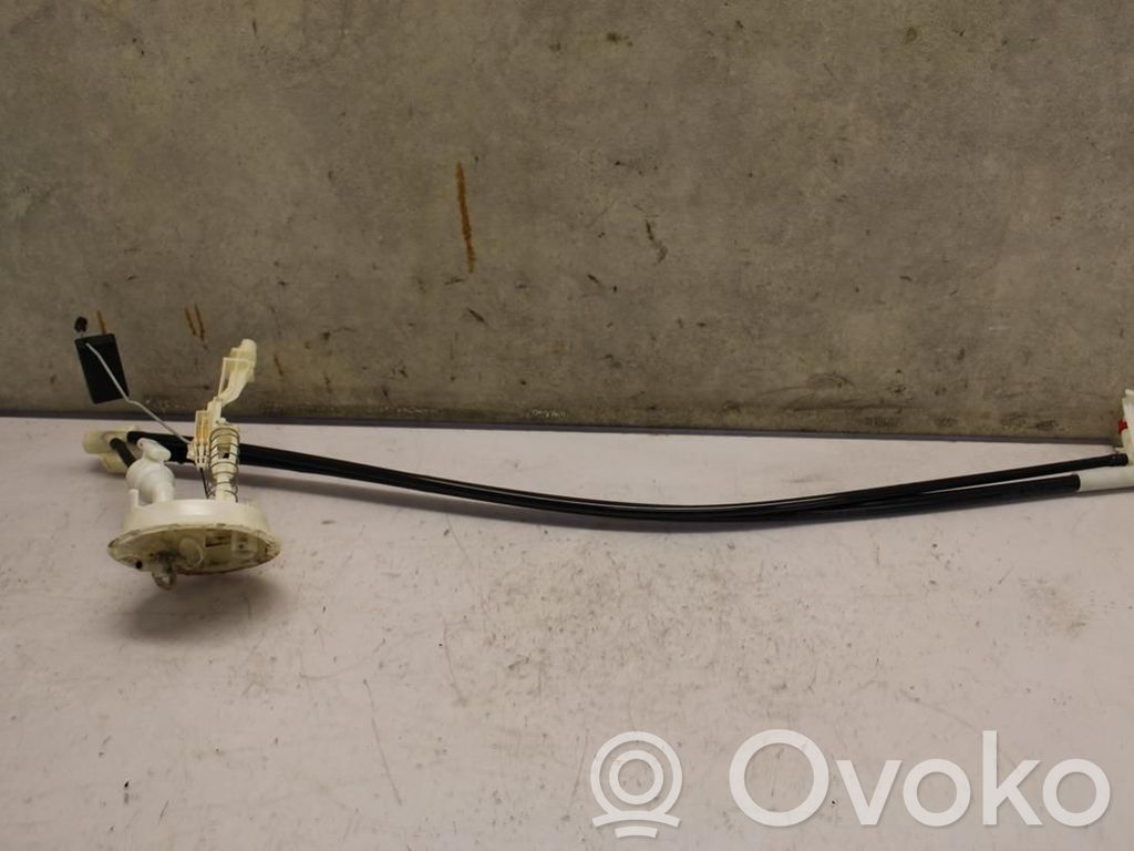 BMW 5 E39 Fuel level sensor 