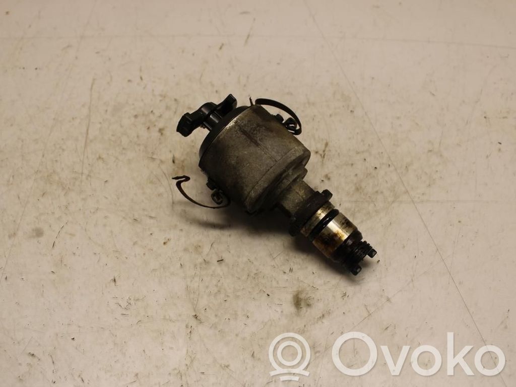 Saab 900 Spark distributor 