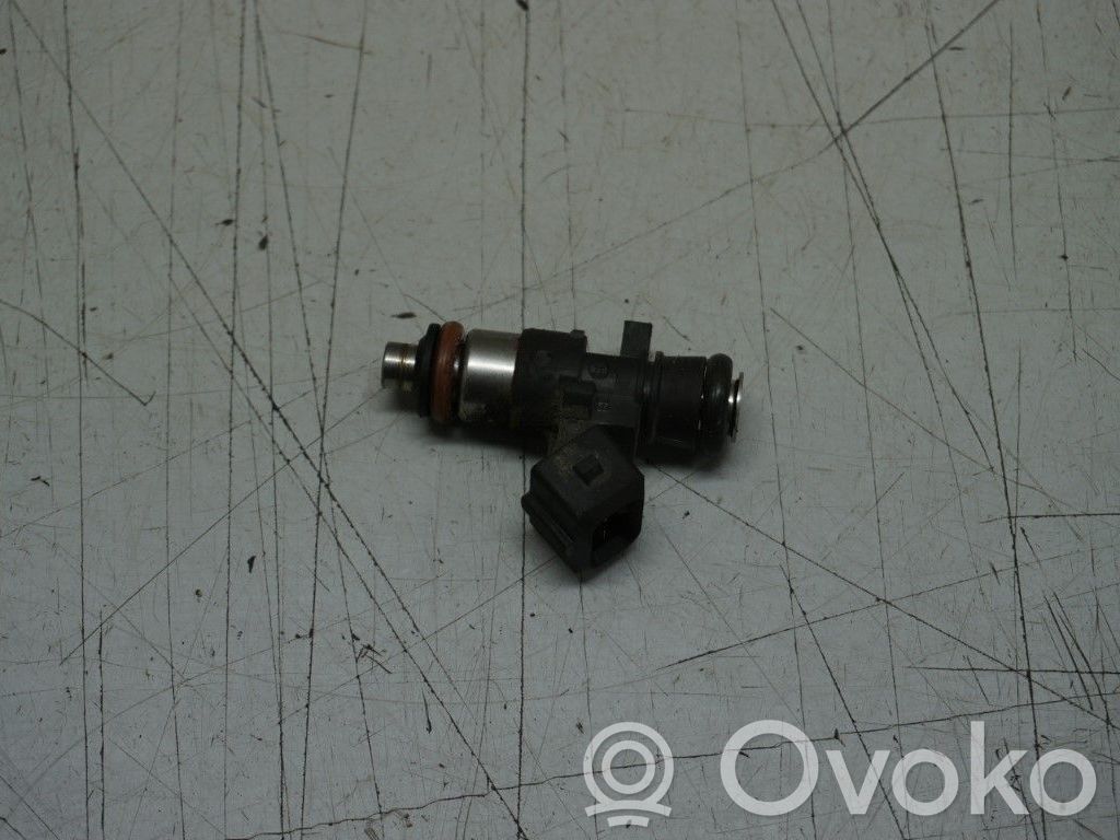 Inyector de combustible   7701061008,173003