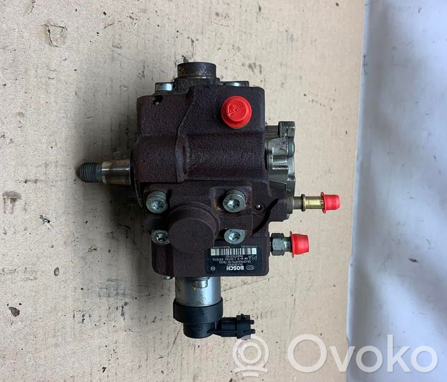 Peugeot 308 Polttoaineen ruiskutuksen suurpainepumppu 