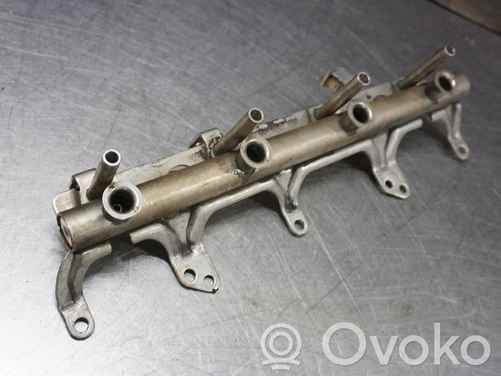Audi A3 S3 8P Tubo principal de alimentación del combustible 