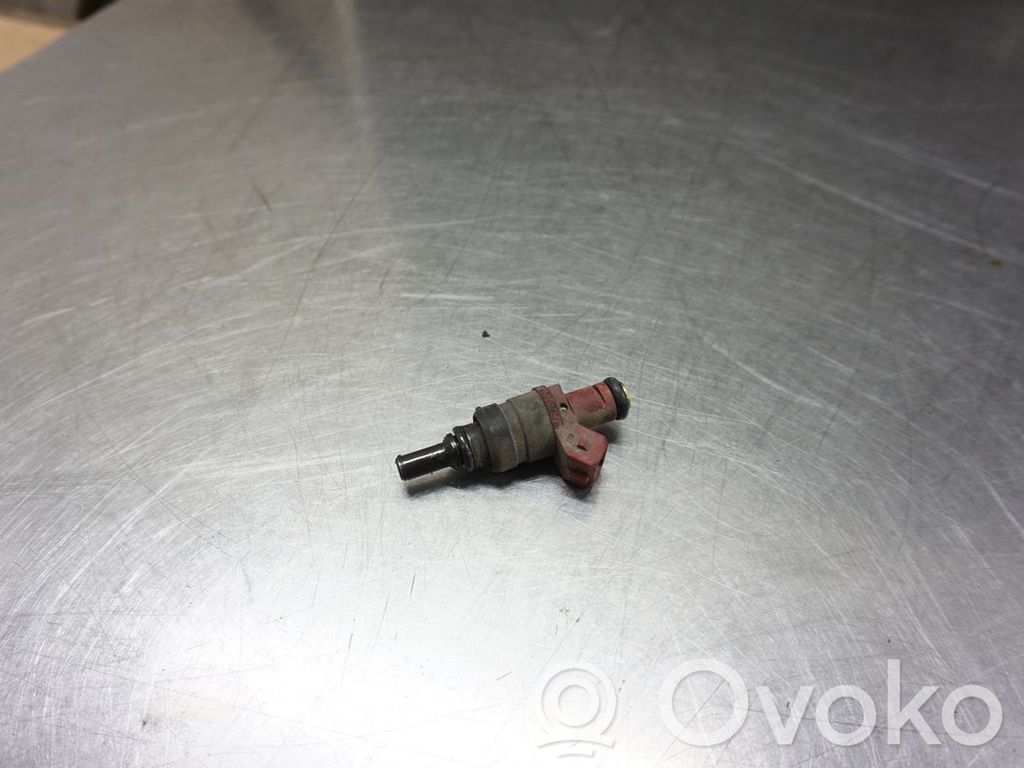 Volvo S40, V40 Inyector de combustible 